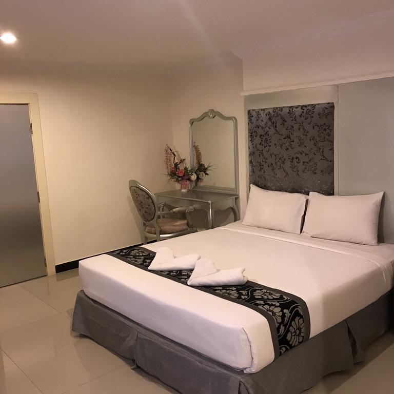 Pattaya International Lodge Экстерьер фото